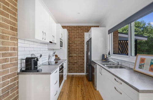 Glenroi House | Bluestone Cottage | Character & Class