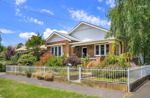 Glenroi House | Bluestone Cottage | Character & Class