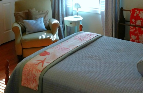 Florence House | Blueview 2 bedroom w/ pool