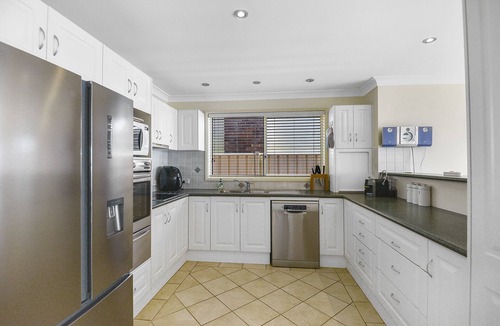 Mannering Park Apartment | Bluewater at Mannering Park