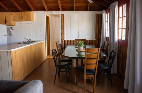 Honey Harbour Cabin | Bluewater Lodge Rocky Crest Cabin