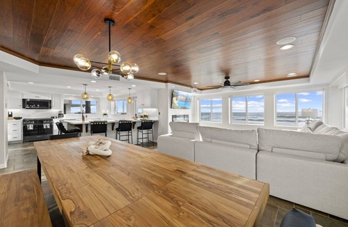 Mission Beach Condo | Bluewater Oceanfront 2 South | Mission Beach 4 BR