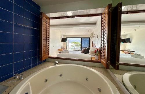 Newport Apartment | BlueWater Penthouse GuestSuite 3B