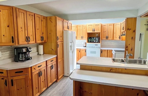 Bluewater Cottage | Bluewater Sunset - Private Lake Access, Hot Tub
