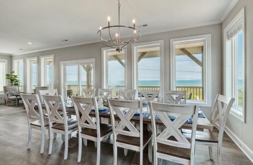 Sneads Ferry House | Bluewater Villa by Sea Scape Properties