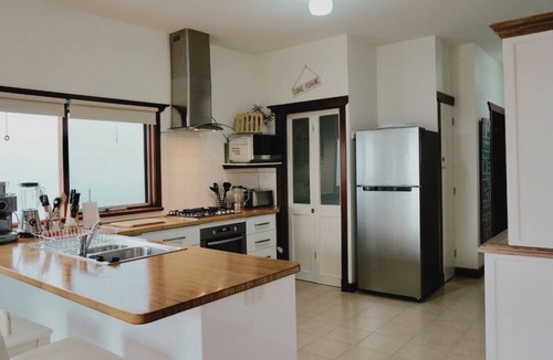 Queenscliff House | BLUEYS QUEENSCLIFF