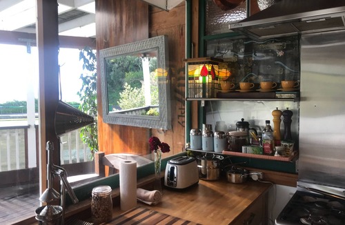 Bluff Hill Bed & Breakfast | Bluff Hill Lighthouse B&B