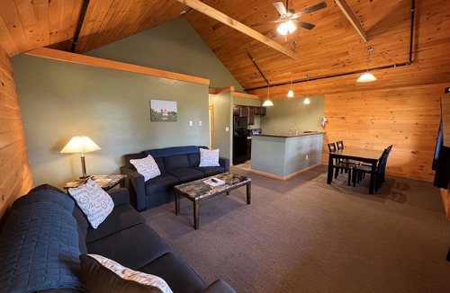 Plattsburgh Hotel | Bluff Point Golf Resort