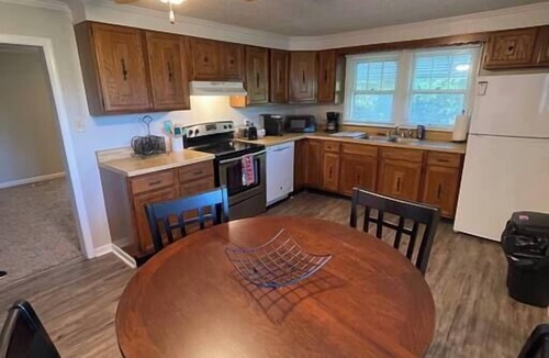 Seymour House | Bluff Valley Cottage: