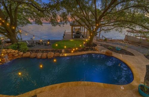 Willis House | Bluff View Drive