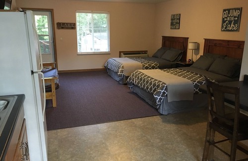 Piedmont Apartment | Bluff View Inn and Resort