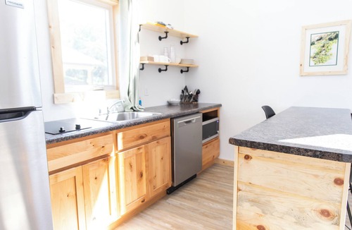 Decorah Resort | Bluffside Gardens