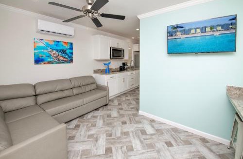 Chincoteague House | Blufin Bungalows & Marina