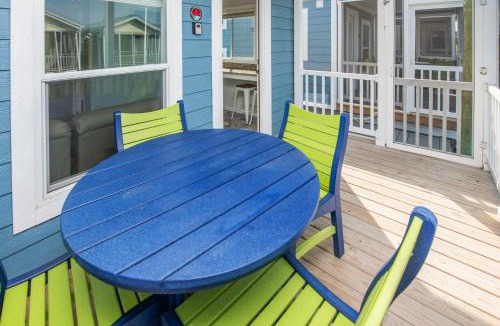 Chincoteague House | Blufin Bungalows & Marina