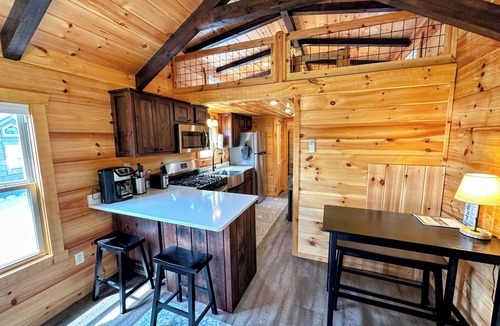 Twin Mountain Cottage | Bmv6 Tiny Home Topline
