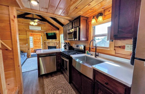 Twin Mountain Cottage | Bmv6 Tiny Home Topline