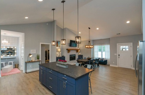 Nashville House | BNA Blue Luxe Retreat Near Airport + Sleeps Big