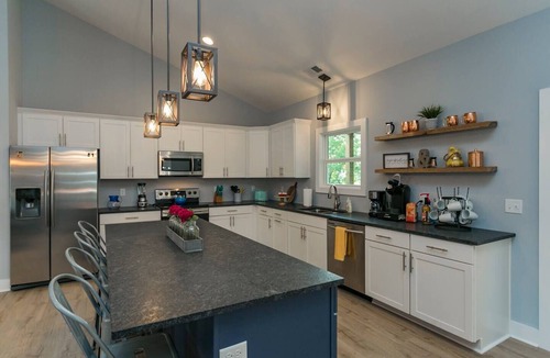 Nashville House | BNA Blue Luxe Retreat Near Airport + Sleeps Big