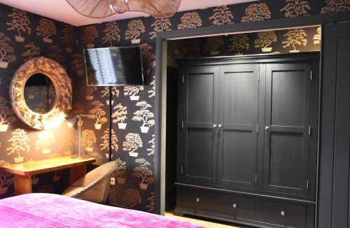 Ford Bed & Breakfast | BnB at Number 8