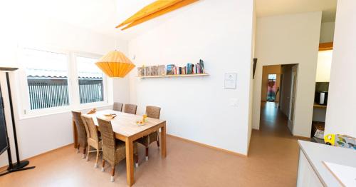 Uznach Bed & Breakfast | BnB Entensee