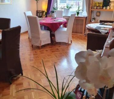 Igis Bed & Breakfast | BnB Haus Weibel