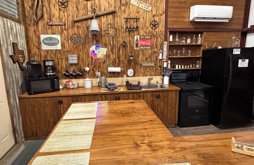 Dripping Springs Bed & Breakfast | BNB in the Texas Hill Country