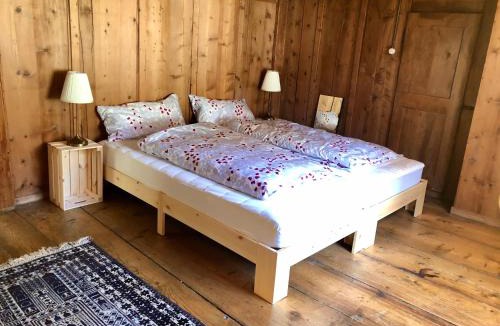 Vitznau Bed & Breakfast | BnB Villa Kapellmatt - Seezugang, Bio-Frühstück, SUP am Rigi
