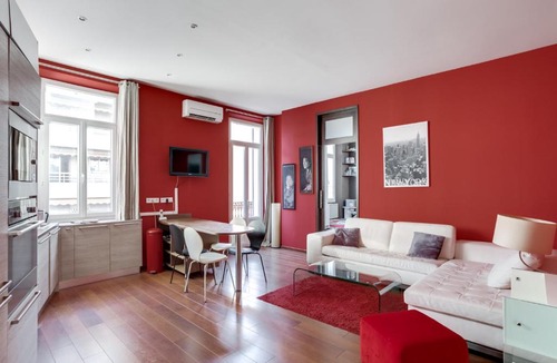 California - Pezou Apartment | Bnbkeys - Volta