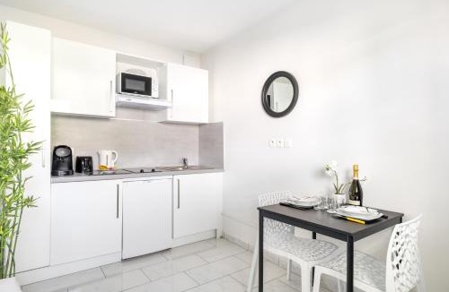 Cuire Apartment | BnGo I Le Cosy des Canuts I Parking, 2p, proche hôpital