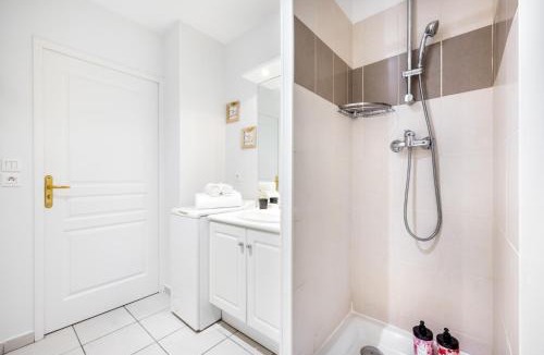 Cuire Apartment | BnGo I Le Cosy des Canuts I Parking, 2p, proche hôpital