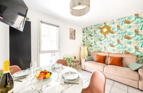 7th Arrondissement Apartment | BnGo l Cosy et Calme l Métro B, 4 personnes