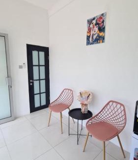 Yogyakarta Hotel | Bo-Box Guesthouse & Female Only Capsule Lempuyangan - Khusus Wanita