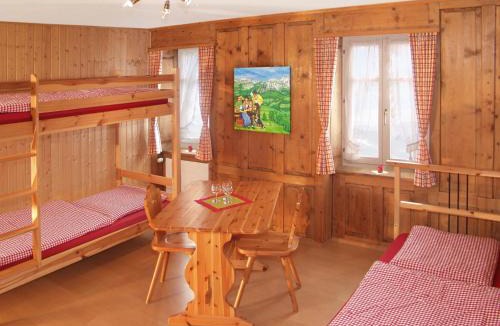 Ruschein Hostel | Boardercamp Laax - swiss mountain hostel