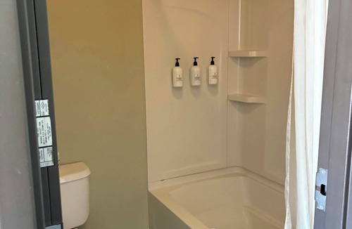 Broken Bow Hotel | Boarders Inn & Suites by Cobblestone Hotels – Broken Bow