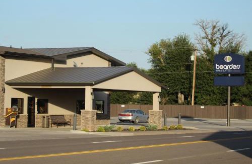 Syracuse Hotel | Boarders Inn & Suites by Cobblestone Hotels - Syracuse