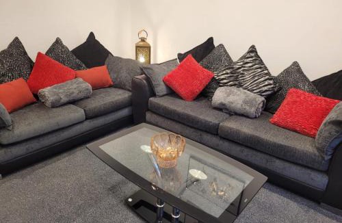 Portswood House | Boardlands House 3 Bed home