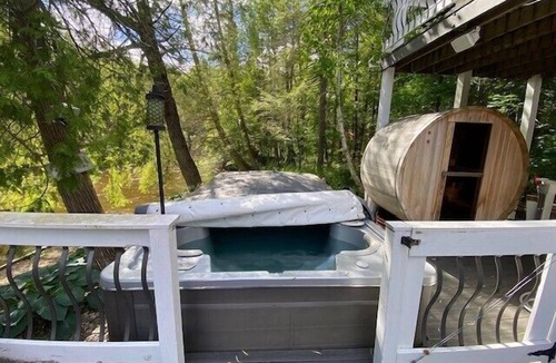 Mayfield House | Boardman River, Fire pit, Game Room, Hot tub, Sauna