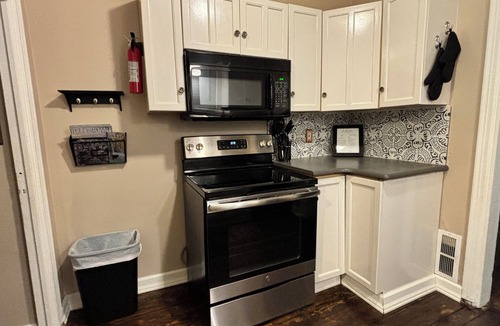 Boardman House | Boardman - Spacious Cape Cod Home - Free Parking