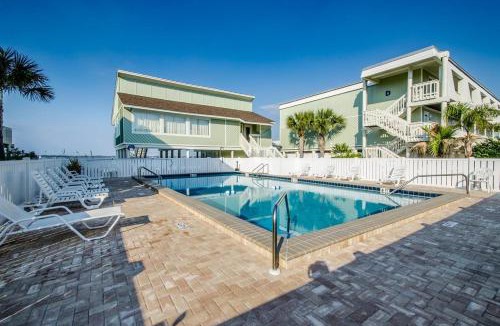 Pensacola Beach House | Boardwalk B2