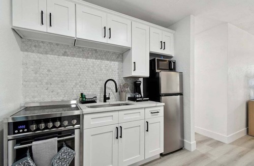 Treasure Island Apartment | Boardwalk John's Pass