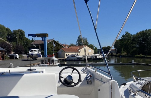 Toul Boat Rental | Boat at the dock or in navigation without a license