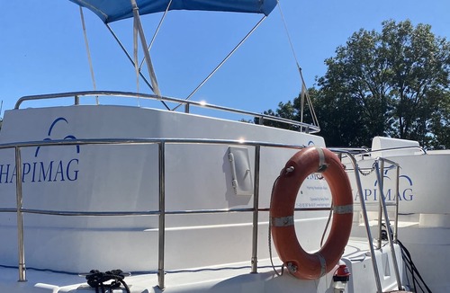 Toul Boat Rental | Boat at the dock or in navigation without a license