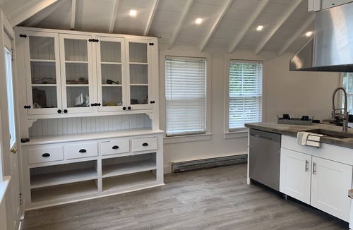 Westhampton Beach House | Boat back cottage in WHB