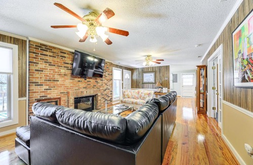 Oriental Apartment | Boat Dock & Ramp: Canal-Front Home!