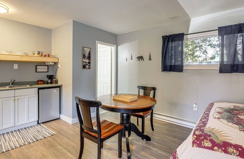 Schroon Lake Apartment | Boat, Fish, Hike! Schroon Lake Getaway