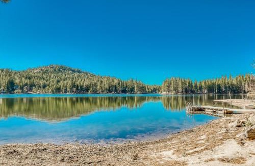 Serene Lakes House | Boat House