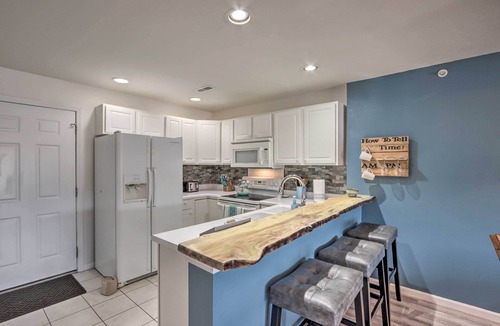 Camdenton Condo | Boat Ramp, Dock & Slip: Step-Free Camdenton Condo!