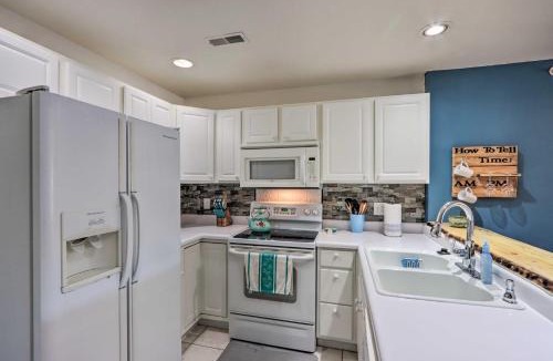 Camdenton House | Boat Ramp, Dock & Slip: Step-Free Camdenton Condo!