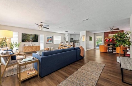 Crystal River House | Boat & RV Prkg Near Fishing & Springs.Hot Tub.GameRm