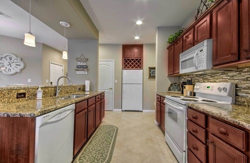 Lake Ozark Condo | Boat Slip & Pool! Waterfront Lake Ozark Escape
